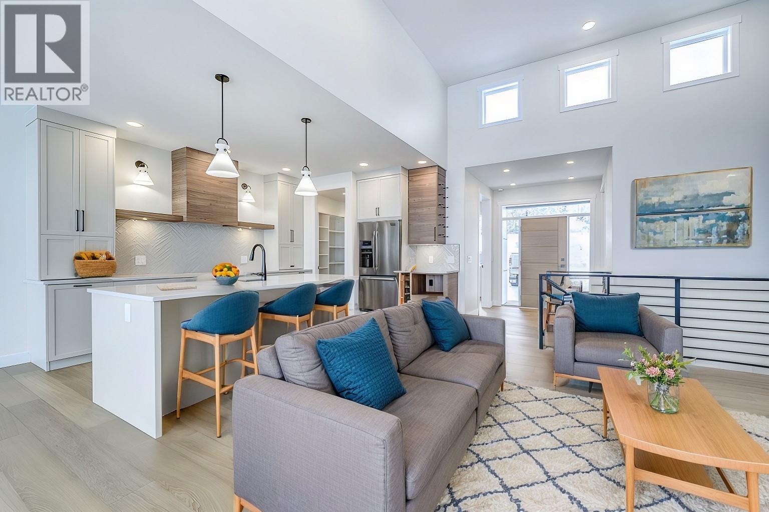 2140 Linfield Drive, Kamloops, British Columbia  V1S 0G3 - Photo 2 - 10377462