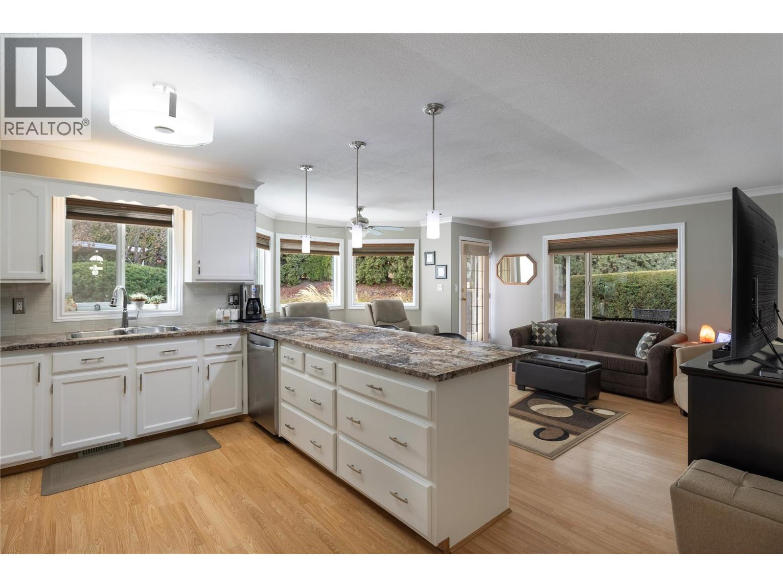 1400 14 Avenue Unit# 50, Vernon, British Columbia  V1B 2S9 - Photo 11 - 10377424