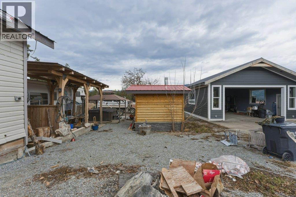 4370 Round Prairie Road, Spallumcheen, British Columbia  V0E 2B4 - Photo 19 - 10377394