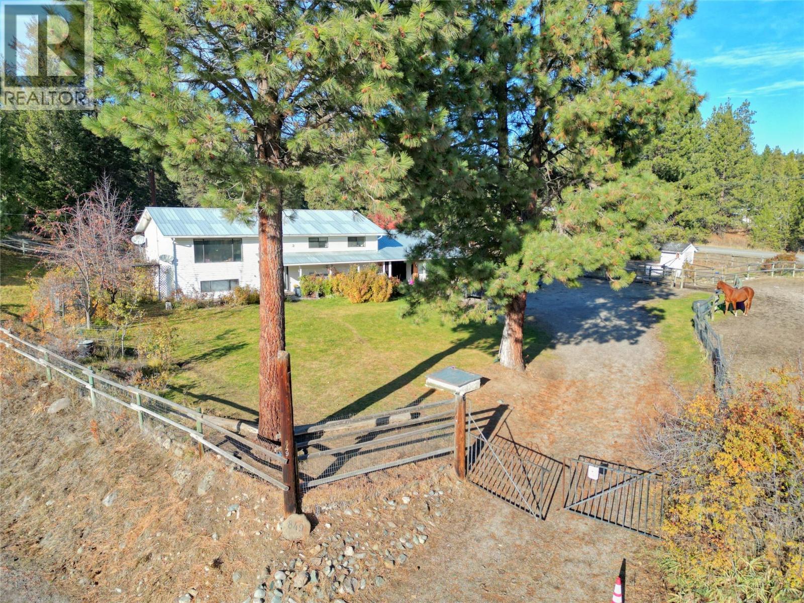 849 Old Princeton-Merritt Highway, Princeton, British Columbia  V0X 1W0 - Photo 35 - 10377319