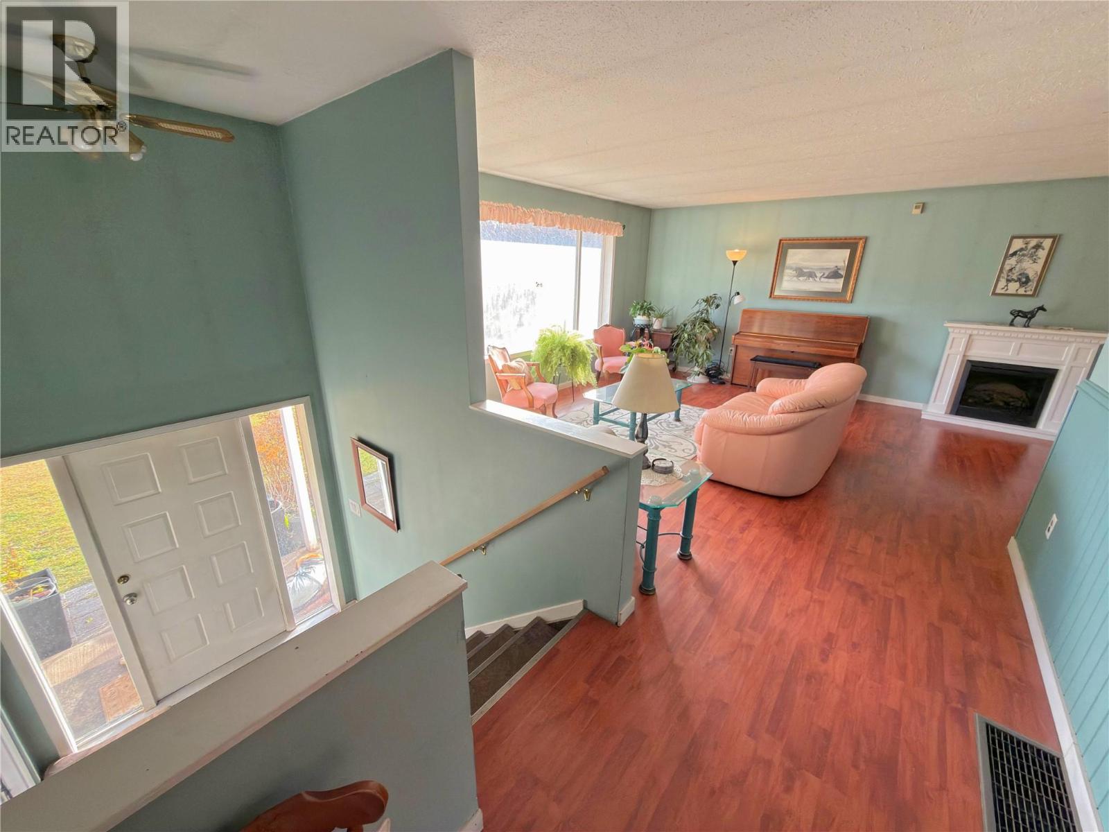 849 Old Princeton-Merritt Highway, Princeton, British Columbia  V0X 1W0 - Photo 9 - 10377319