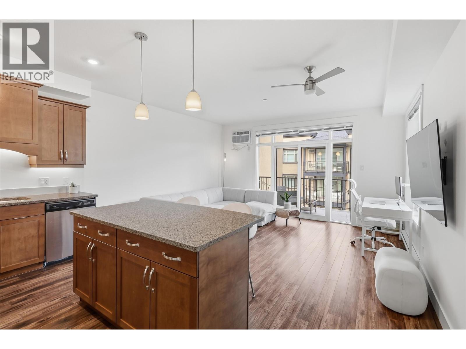 765 Mcgill Road Unit# 409, Kamloops, British Columbia  V2C 0B7 - Photo 8 - 10377280