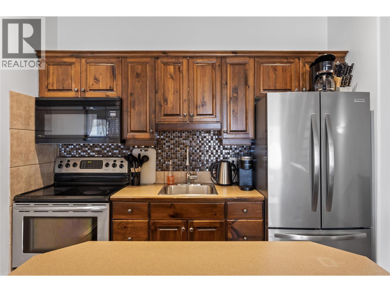 5015 Snowbird Way Unit# 24, Big White, British Columbia  V1P 1T4 - Photo 6 - 10376833