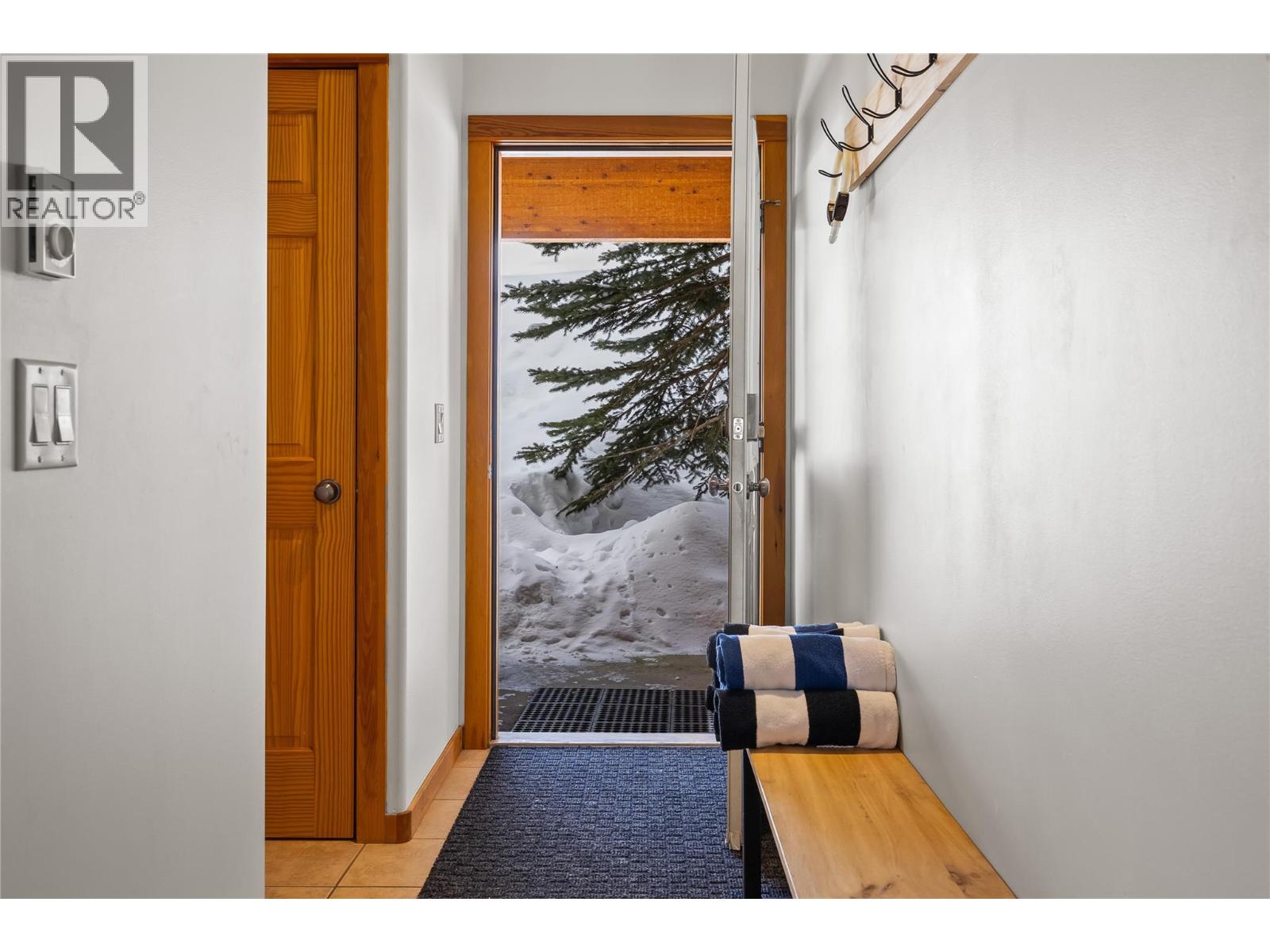 5015 Snowbird Way Unit# 24, Big White, British Columbia  V1P 1T4 - Photo 7 - 10376833