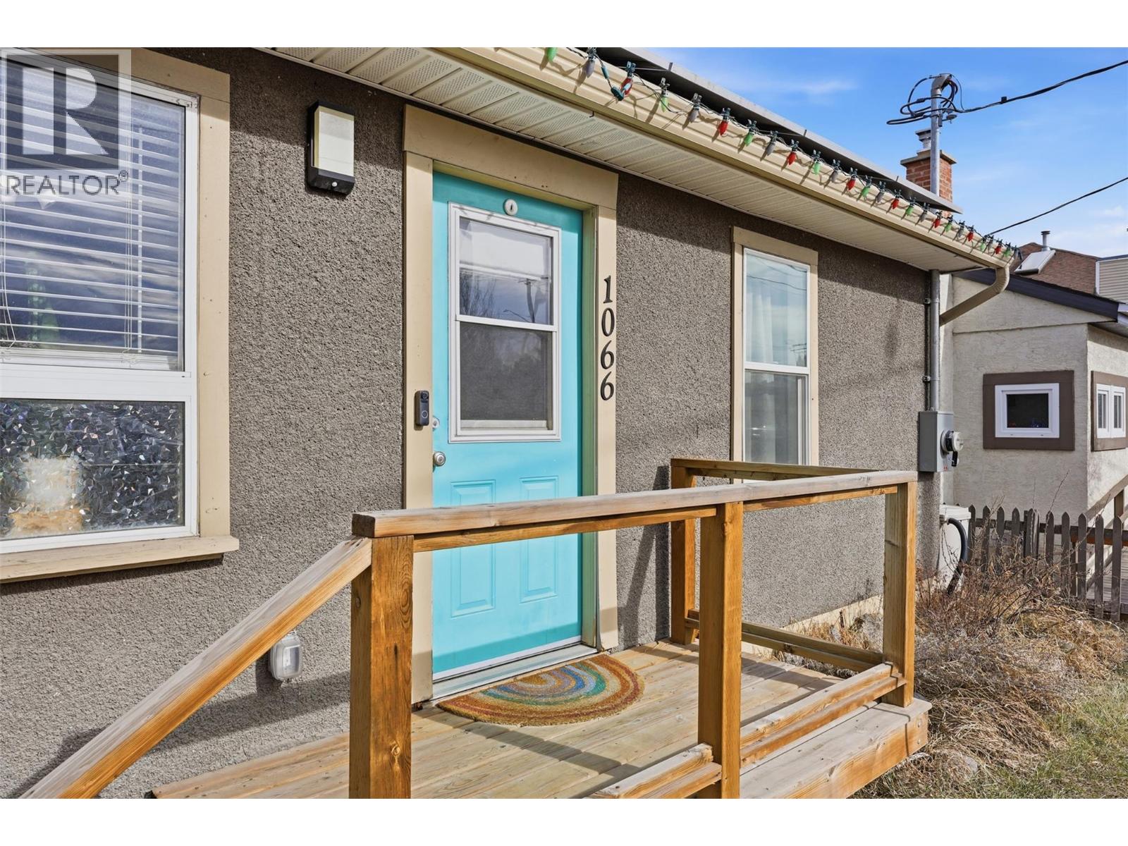 1066 Westminster Avenue, Kamloops, British Columbia  V2B 1P2 - Photo 3 - 10377196