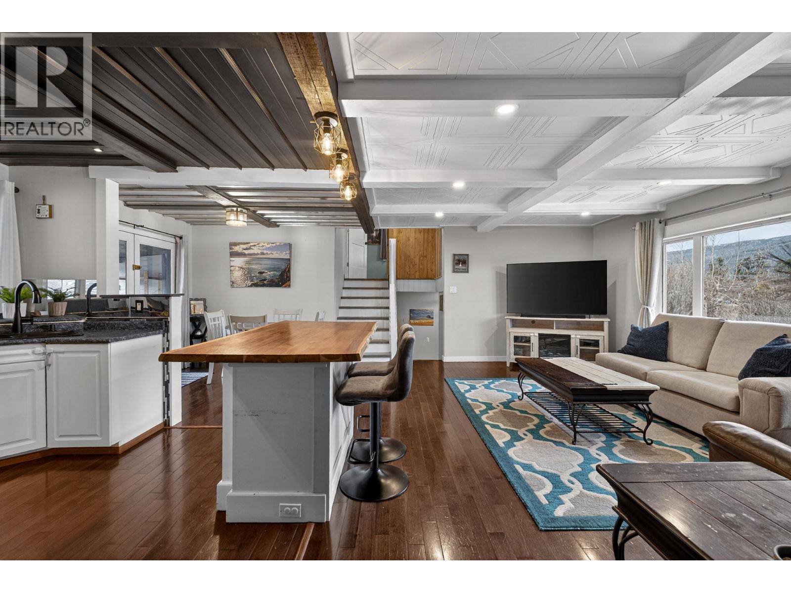 9803 Venables Drive, Coldstream, British Columbia  V1B 2K1 - Photo 22 - 10376732