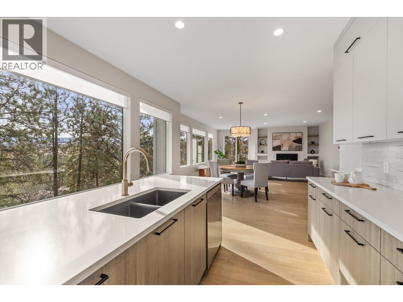 2021 Spyglass Way, West Kelowna, British Columbia  V1Z 4B6 - Photo 11 - 10376473