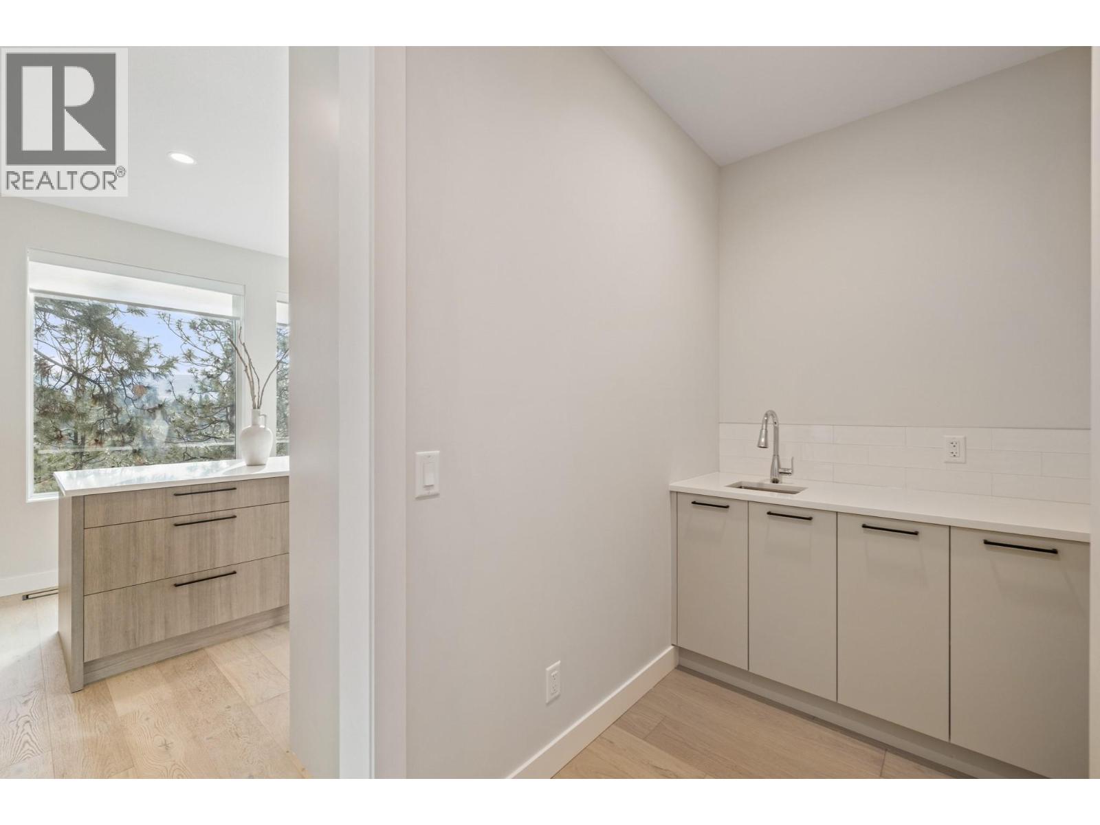 2021 Spyglass Way, West Kelowna, British Columbia  V1Z 4B6 - Photo 12 - 10376473