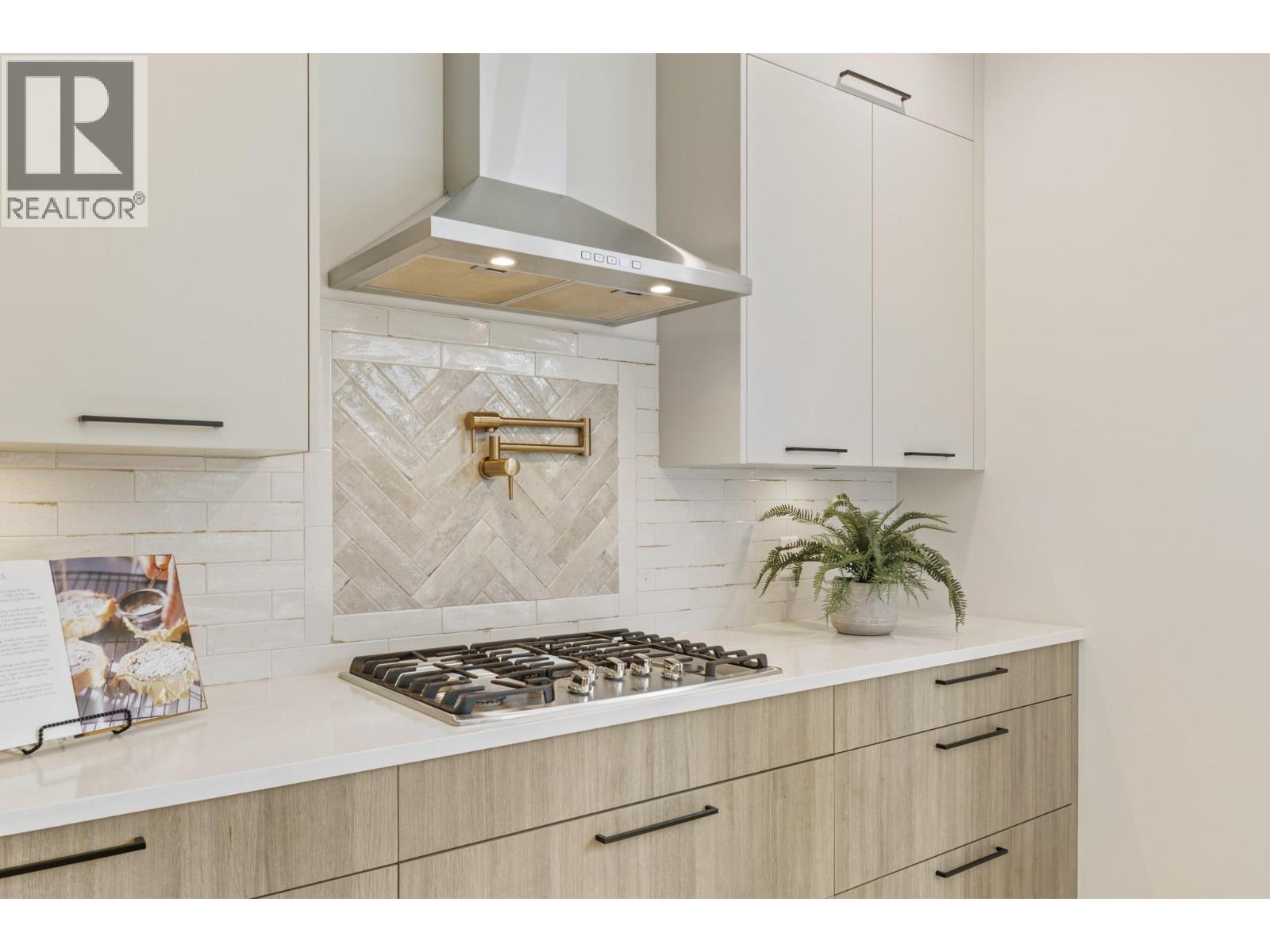 2021 Spyglass Way, West Kelowna, British Columbia  V1Z 4B6 - Photo 13 - 10376473