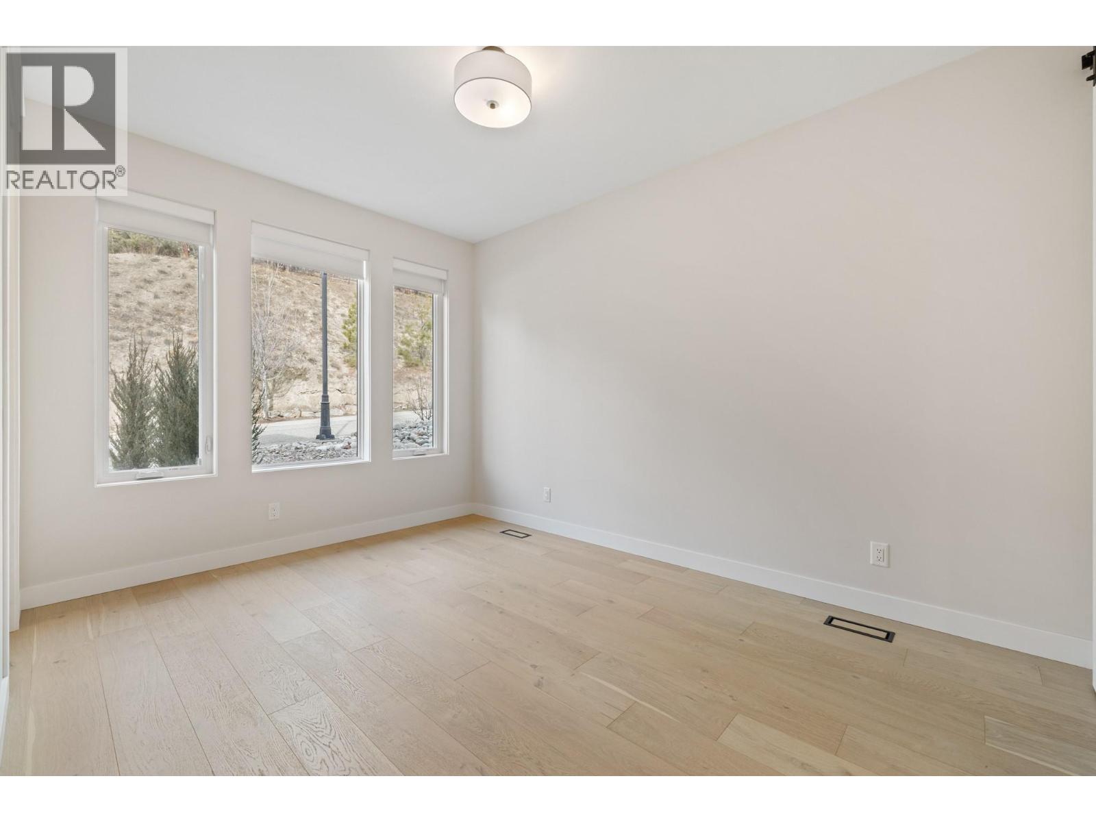 2021 Spyglass Way, West Kelowna, British Columbia  V1Z 4B6 - Photo 15 - 10376473