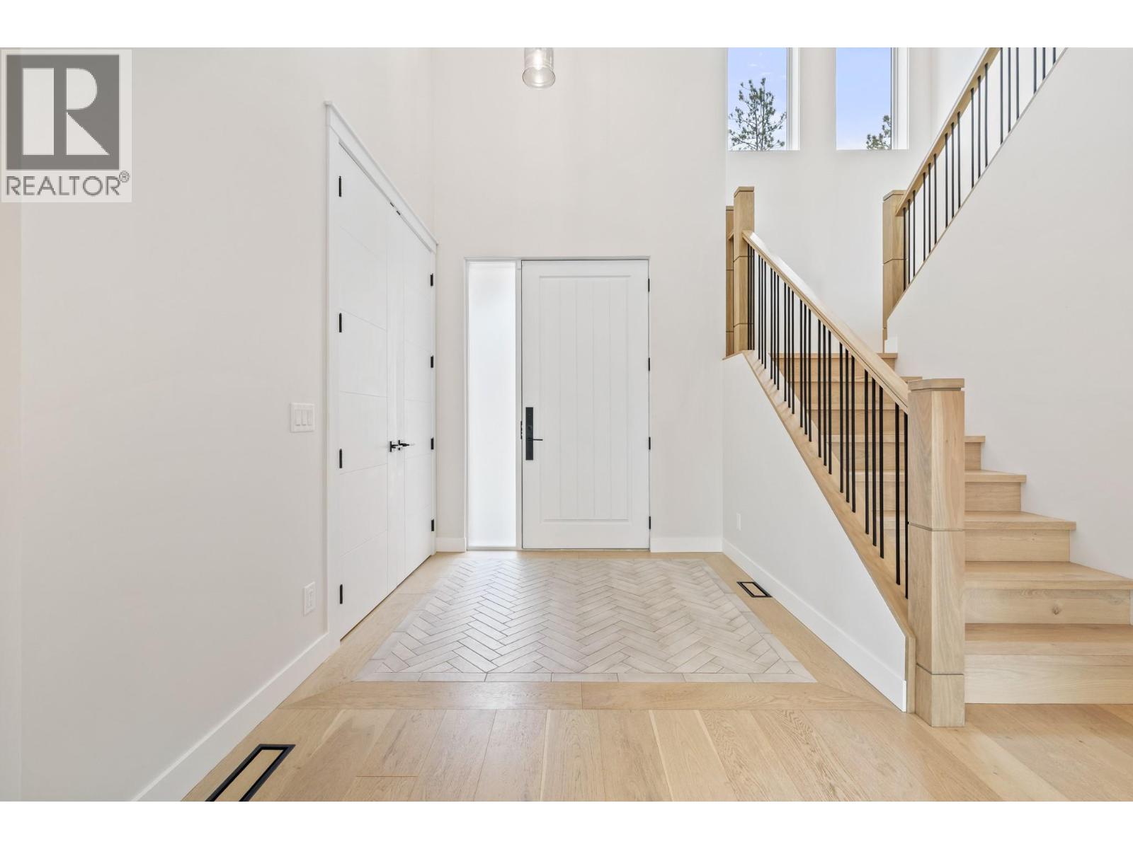 2021 Spyglass Way, West Kelowna, British Columbia  V1Z 4B6 - Photo 19 - 10376473