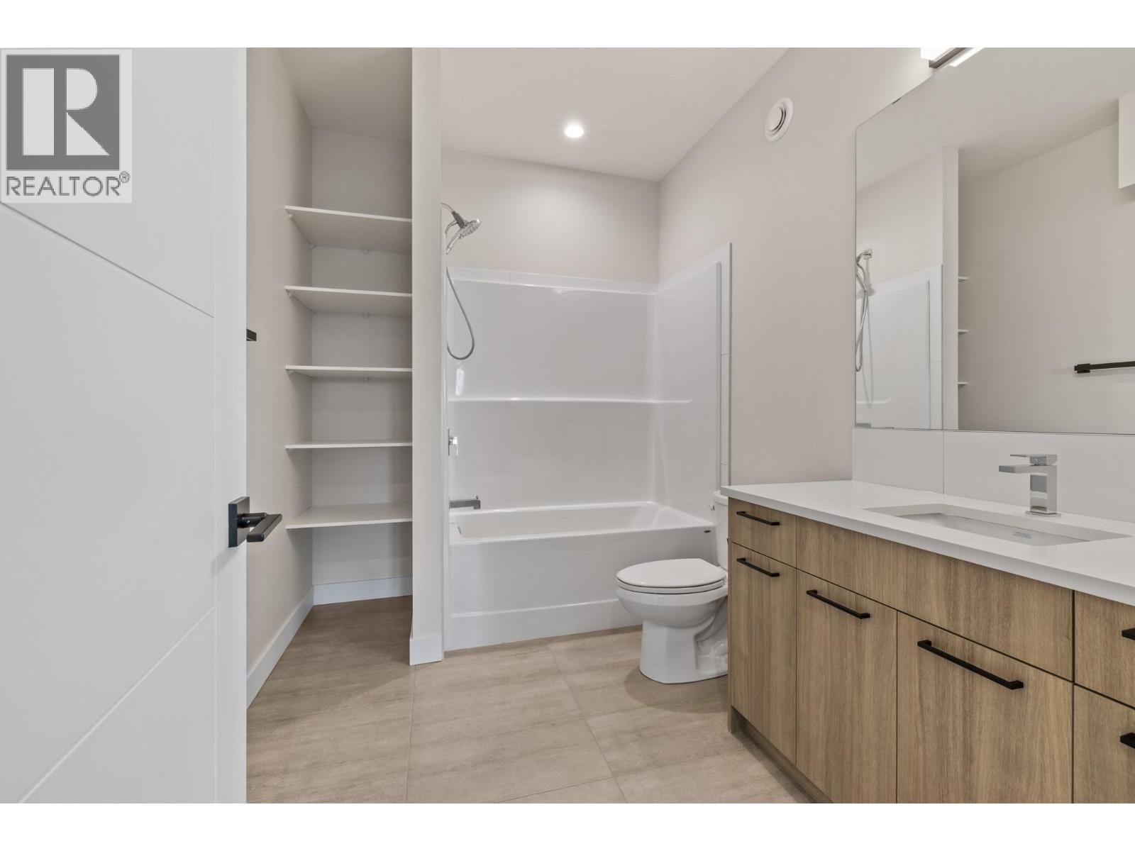 2021 Spyglass Way, West Kelowna, British Columbia  V1Z 4B6 - Photo 40 - 10376473