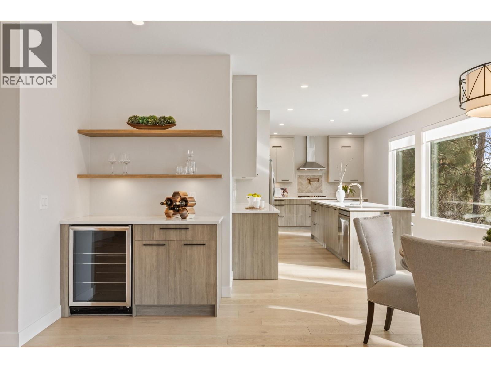 2021 Spyglass Way, West Kelowna, British Columbia  V1Z 4B6 - Photo 6 - 10376473