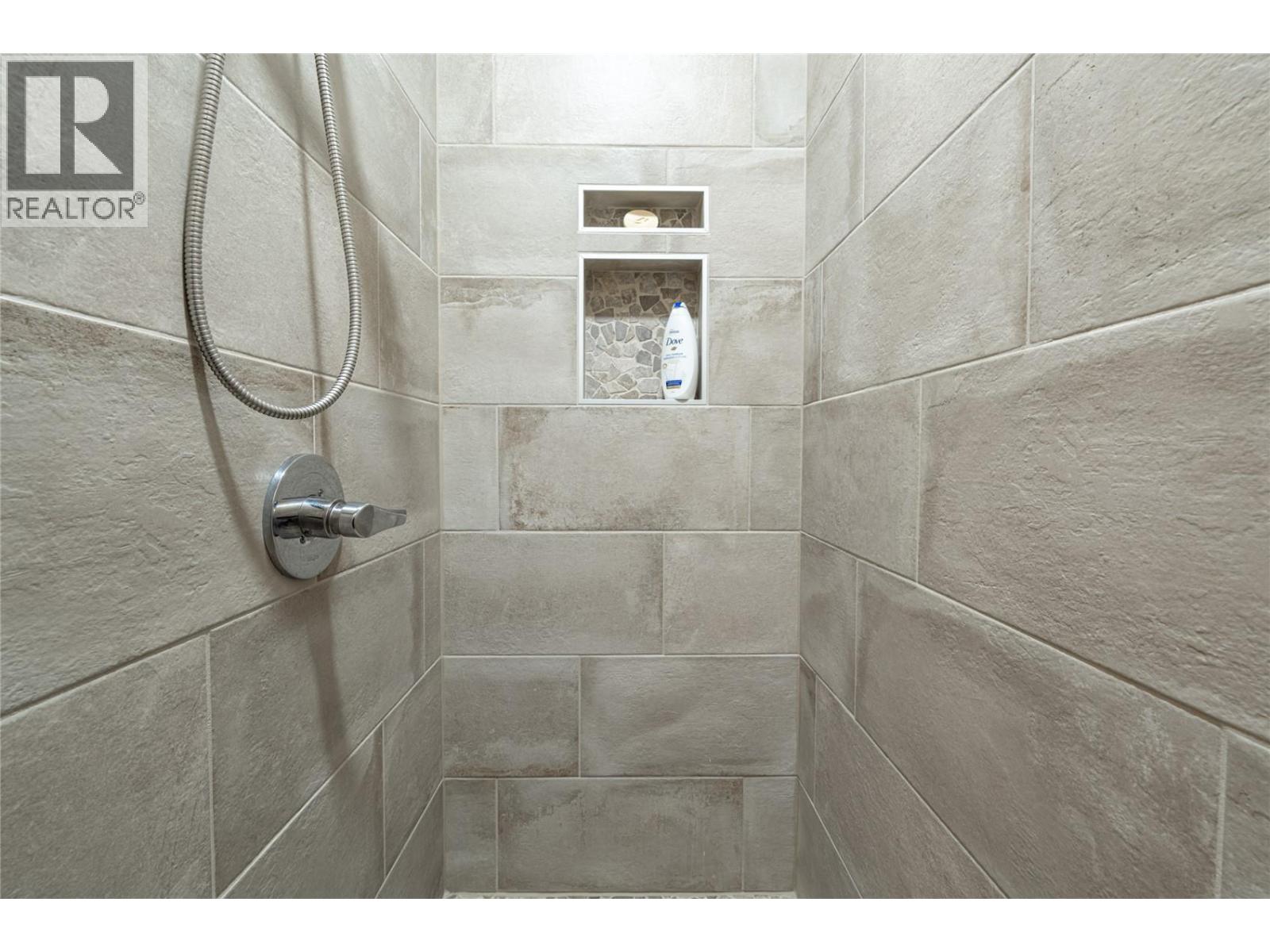 2444 York Avenue Unit# 3, Armstrong, British Columbia  V0E 1B1 - Photo 26 - 10377239