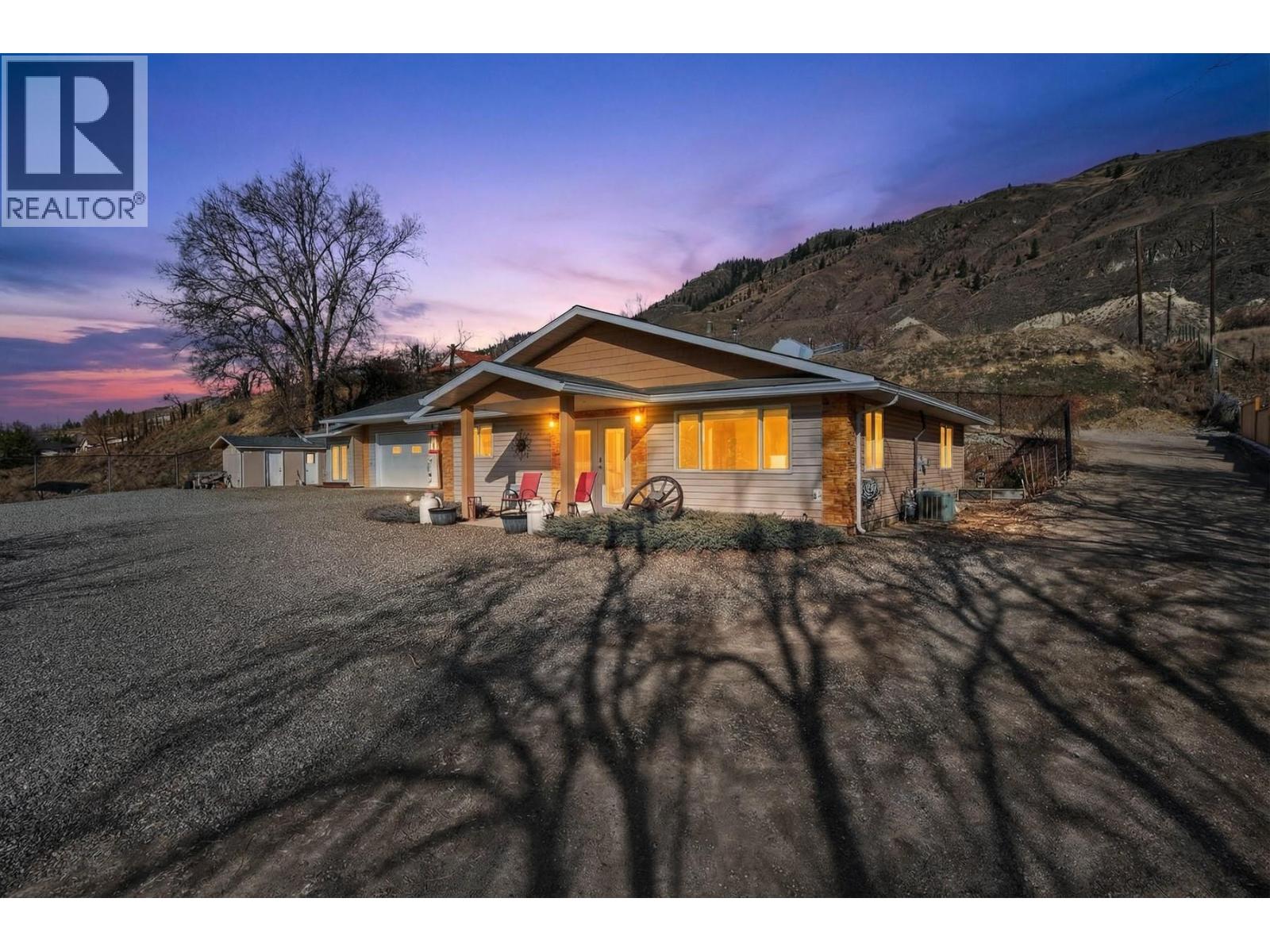 3197 Shuswap Road, Kamloops, British Columbia  V2H 1T1 - Photo 1 - 10376862