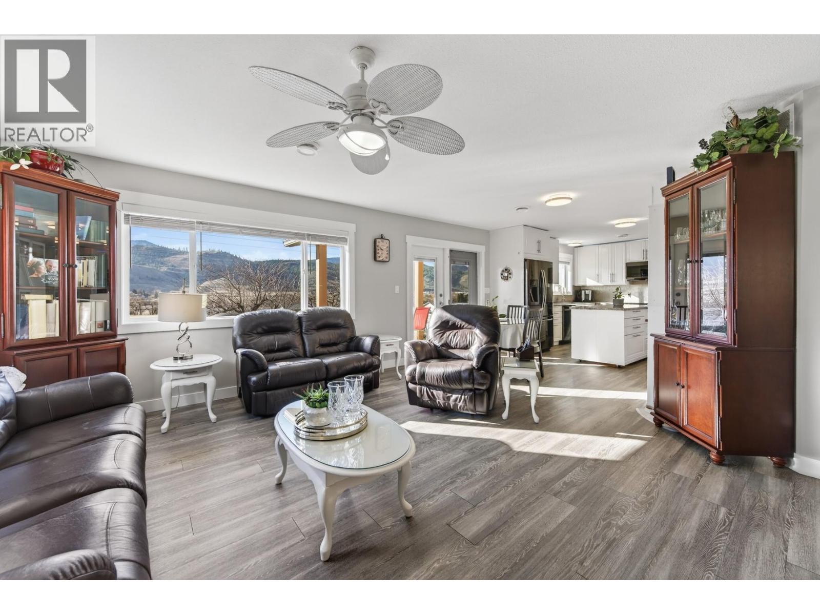 3197 Shuswap Road, Kamloops, British Columbia  V2H 1T1 - Photo 15 - 10376862