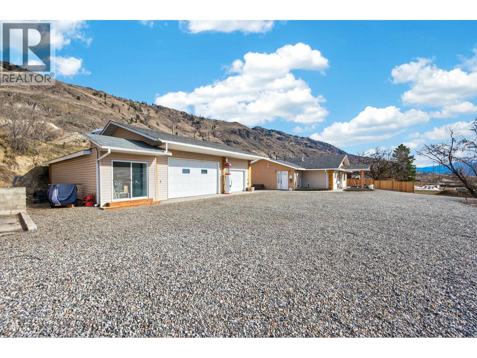 3197 Shuswap Road, Kamloops, British Columbia  V2H 1T1 - Photo 38 - 10376862
