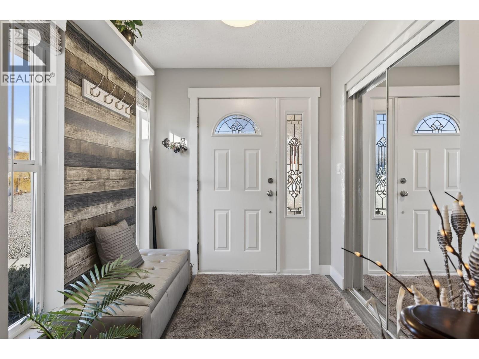 3197 Shuswap Road, Kamloops, British Columbia  V2H 1T1 - Photo 7 - 10376862