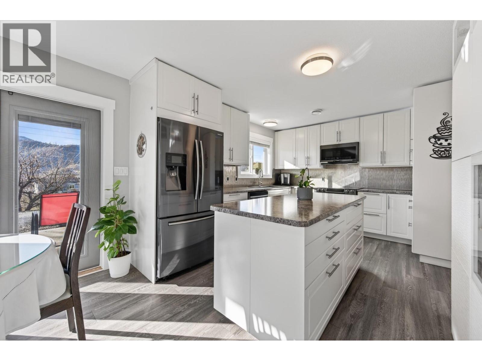 3197 Shuswap Road, Kamloops, British Columbia  V2H 1T1 - Photo 8 - 10376862