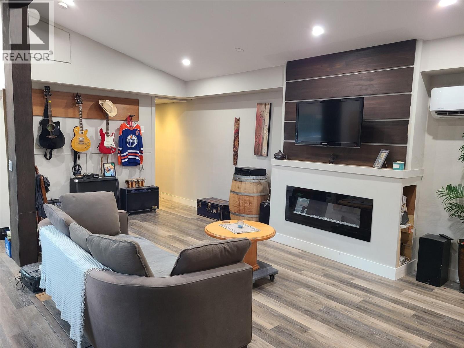 1999 Highway 97s Unit# 14, Kelowna, British Columbia  V1Z 1B2 - Photo 5 - 10377476