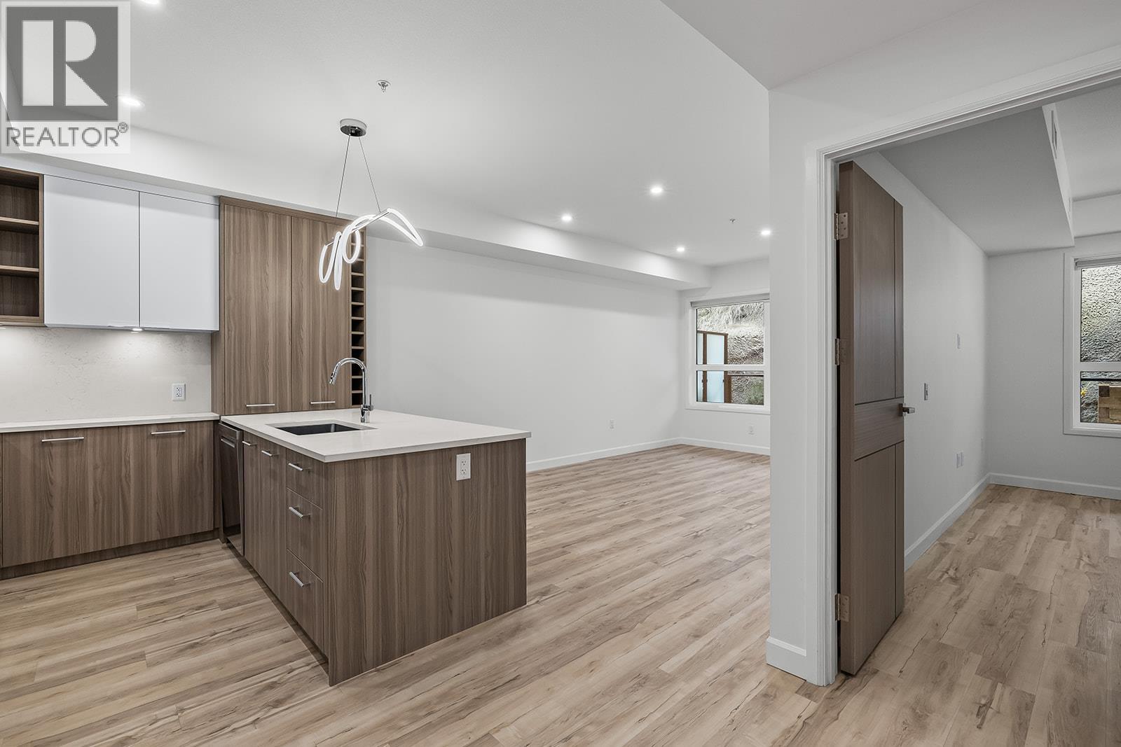 630 Boynton Place Unit# 324, Kelowna, British Columbia  V1V 3B8 - Photo 1 - 10377026