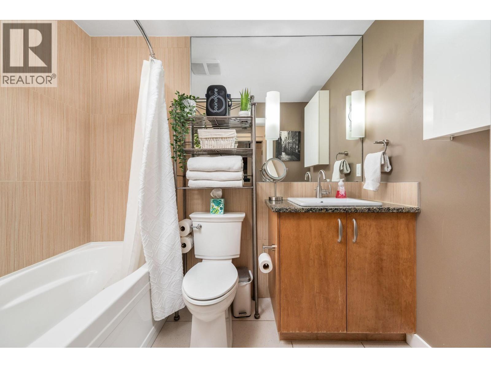 7343 Okanagan Landing Road Unit# 2405, Vernon, British Columbia  V1H 2J6 - Photo 12 - 10371027