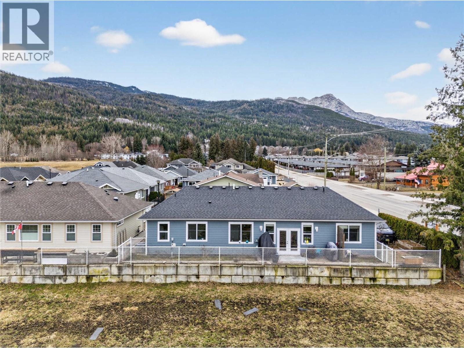 1330 10 Street Sw Unit# 1, Salmon Arm, British Columbia  V1E 0E4 - Photo 41 - 10376945
