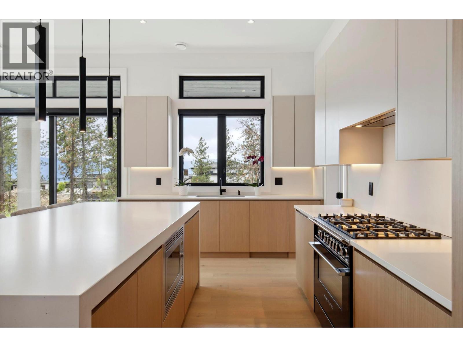 1561 Cabernet Court, West Kelowna, British Columbia  V4T 3B5 - Photo 13 - 10377481