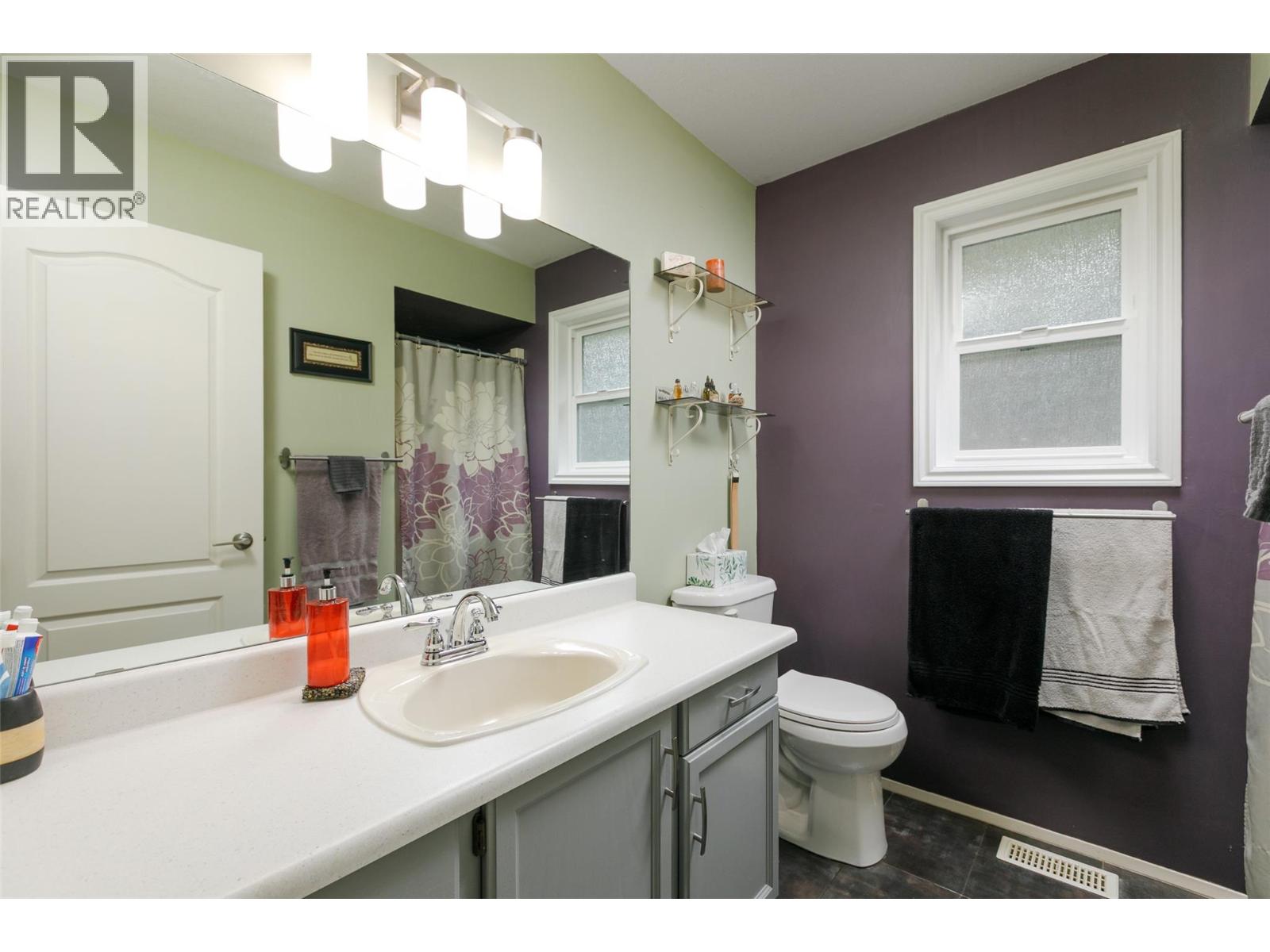 2207 Shannon Ridge Drive, West Kelowna, British Columbia  V4T 2L1 - Photo 29 - 10376877