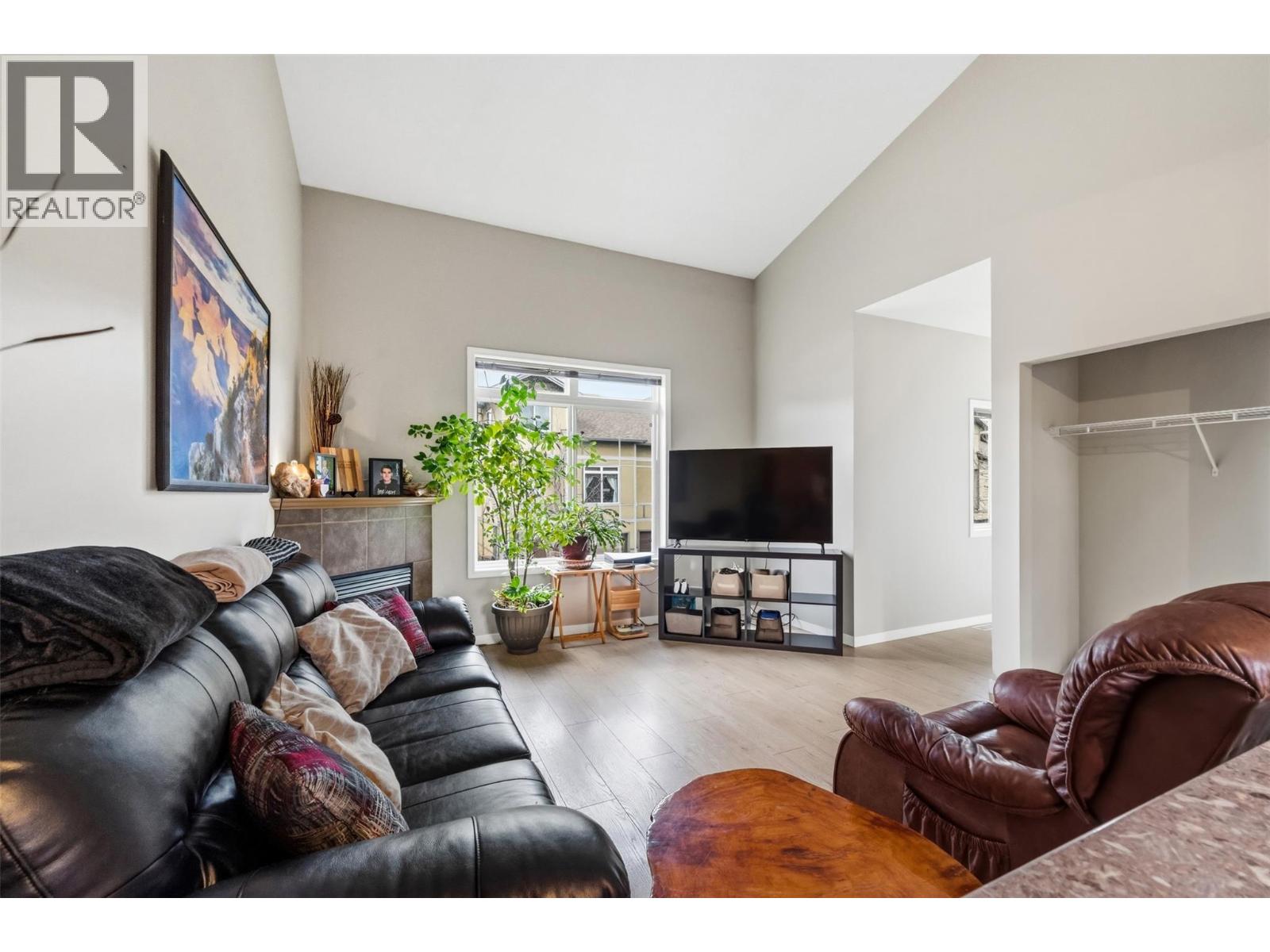 48 Galt Avenue Unit# 135, Penticton, British Columbia  V2A 9C3 - Photo 4 - 10377487