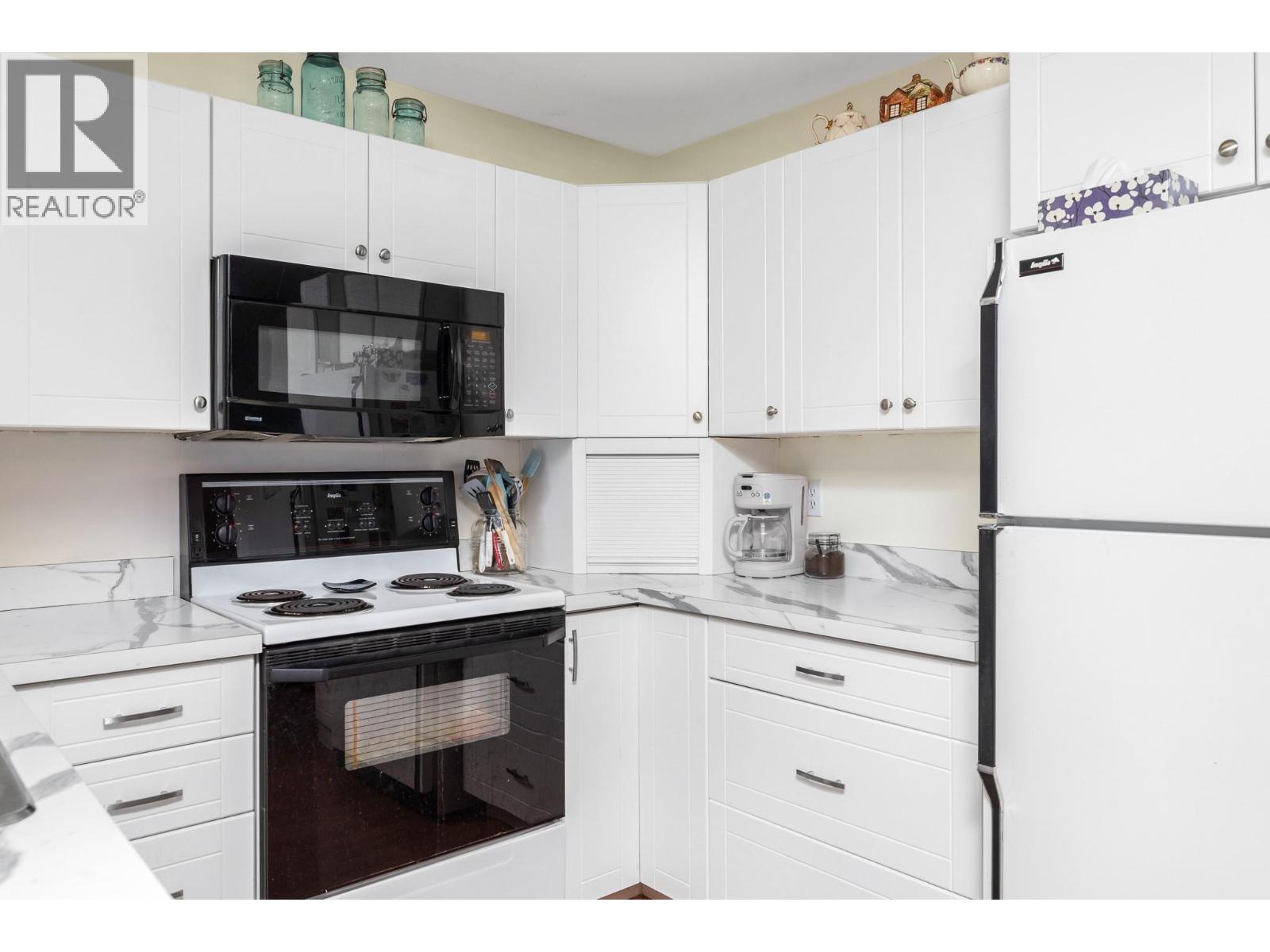 833 8 Avenue, Vernon, British Columbia  V1H 1Z1 - Photo 14 - 10377161