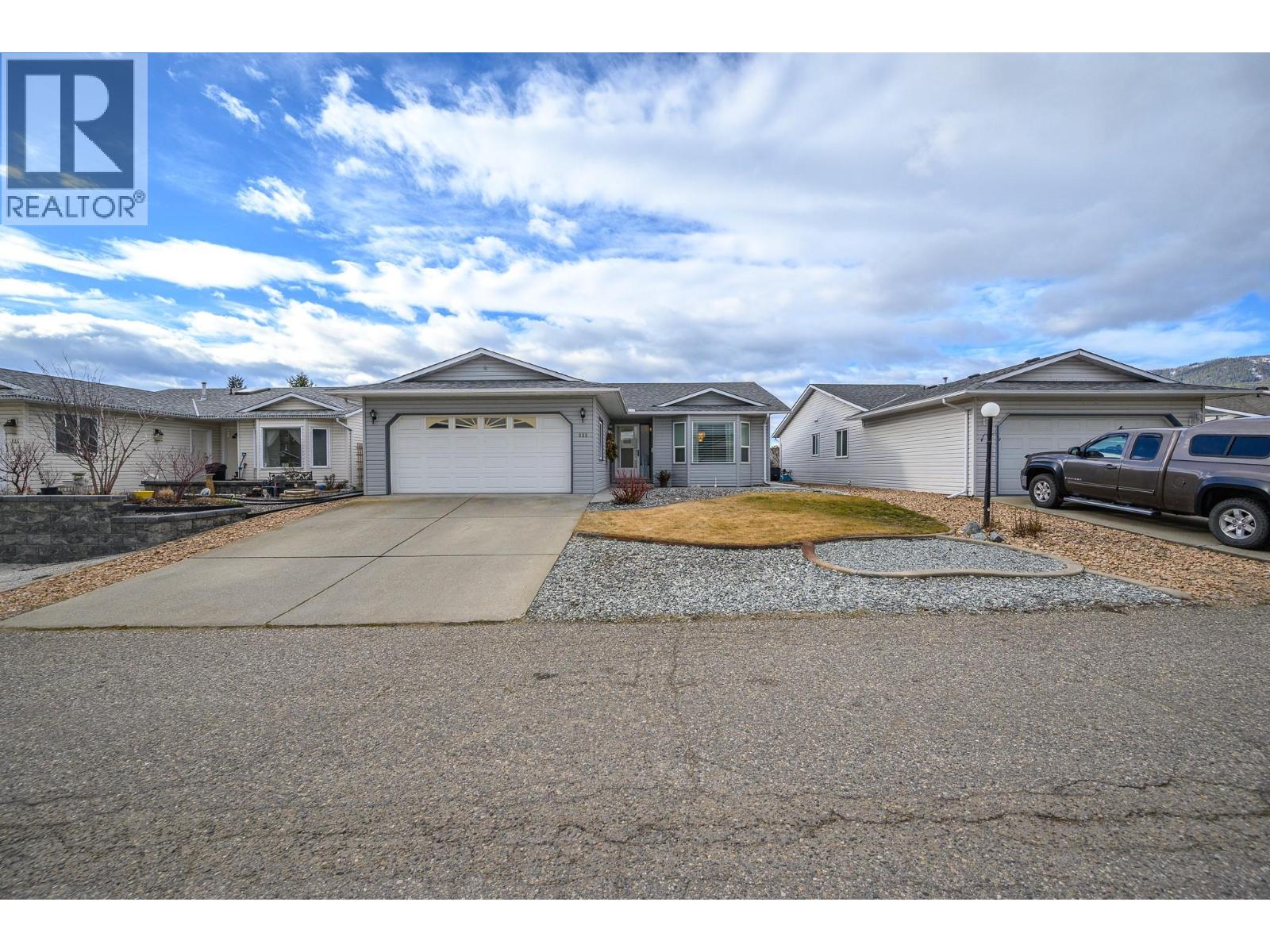 833 8 Avenue, Vernon, British Columbia  V1H 1Z1 - Photo 2 - 10377161