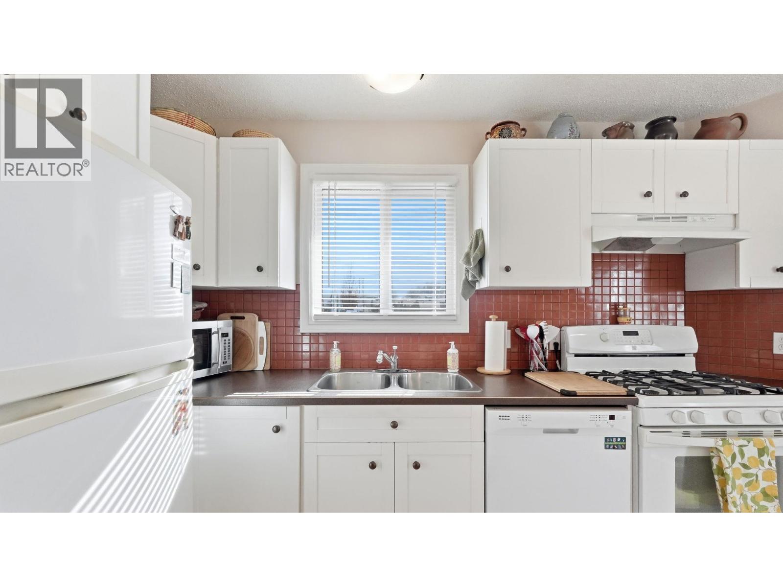 381 Norton Street, Penticton, British Columbia  V2A 4H9 - Photo 12 - 10377353