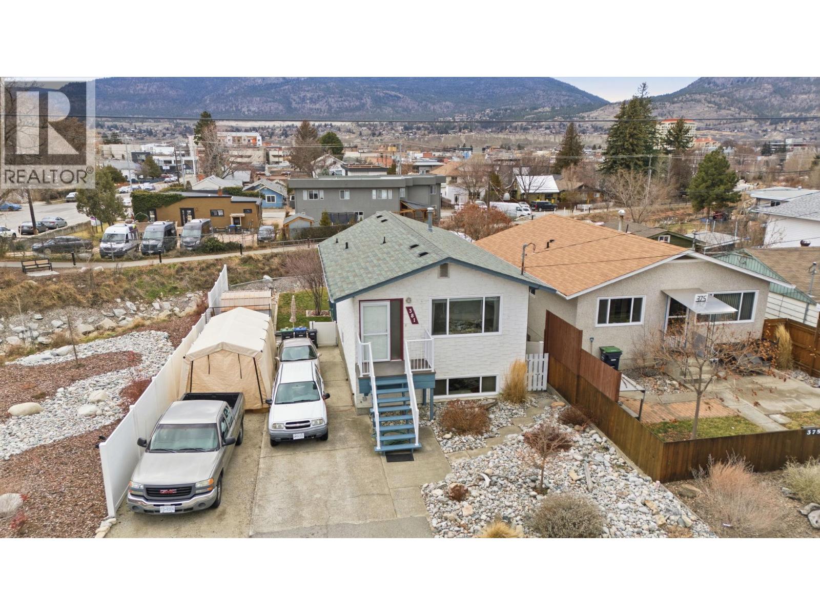 381 Norton Street, Penticton, British Columbia  V2A 4H9 - Photo 2 - 10377353