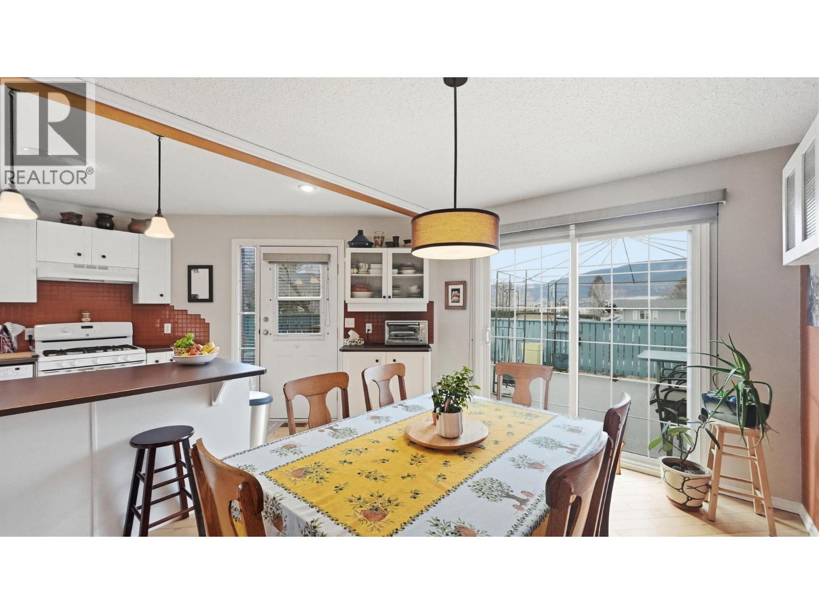 381 Norton Street, Penticton, British Columbia  V2A 4H9 - Photo 9 - 10377353