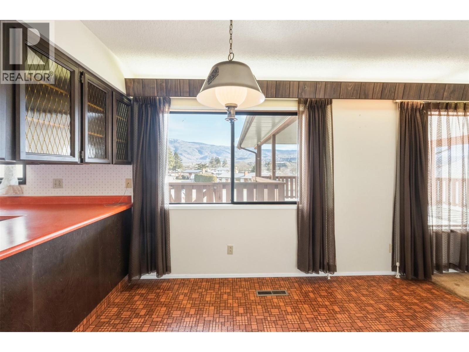 761 Columbia Place, Oliver, British Columbia  V0H 1T0 - Photo 12 - 10377470