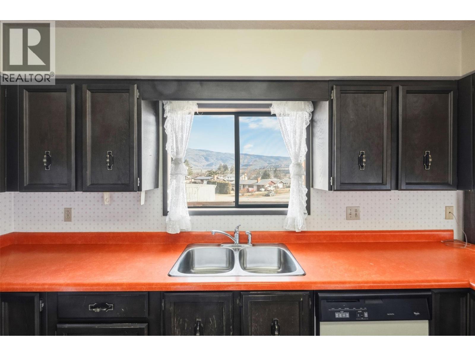 761 Columbia Place, Oliver, British Columbia  V0H 1T0 - Photo 17 - 10377470