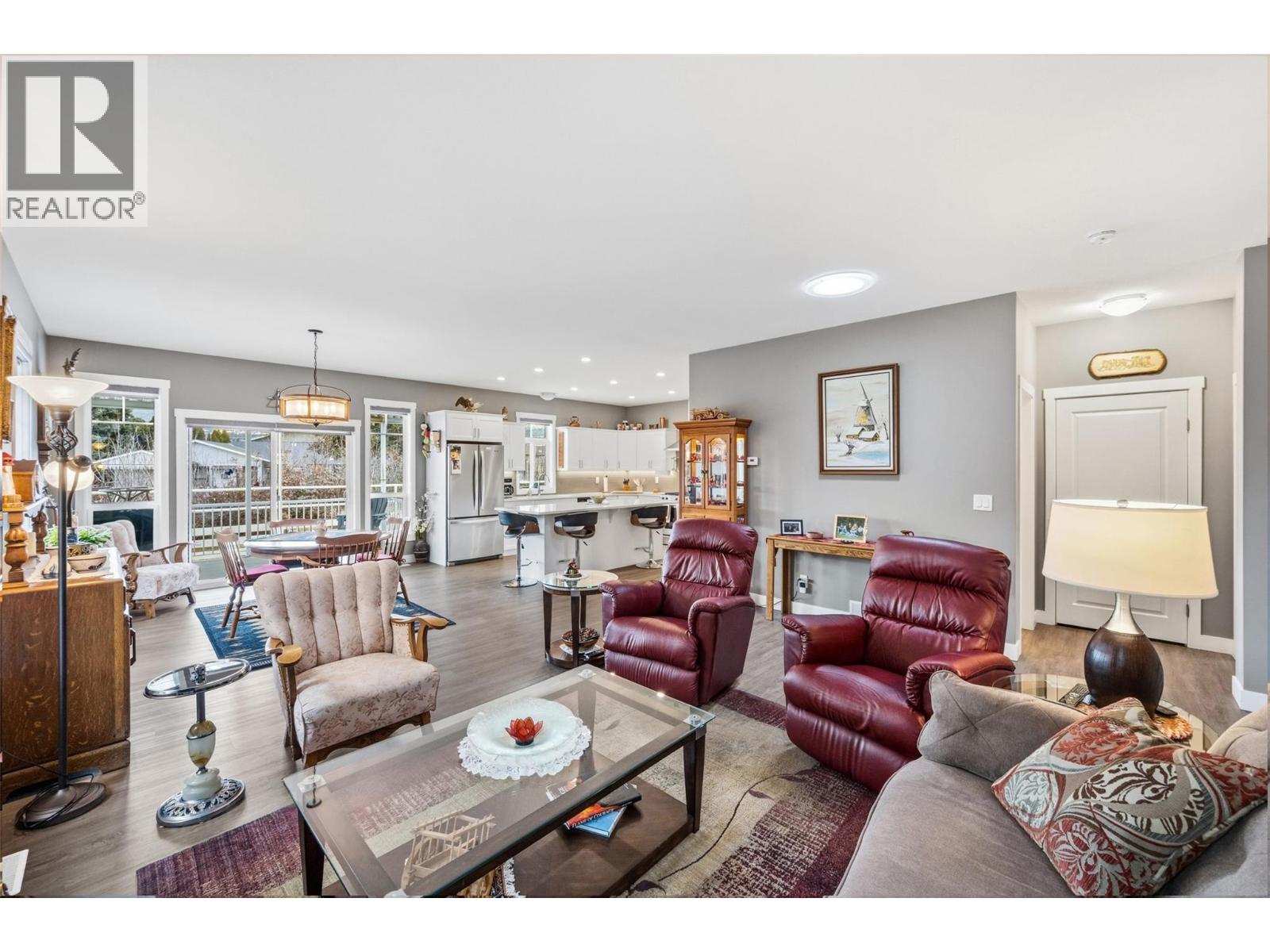 351 Warren Avenue W Unit# 24, Penticton, British Columbia  V2A 3N2 - Photo 6 - 10377483