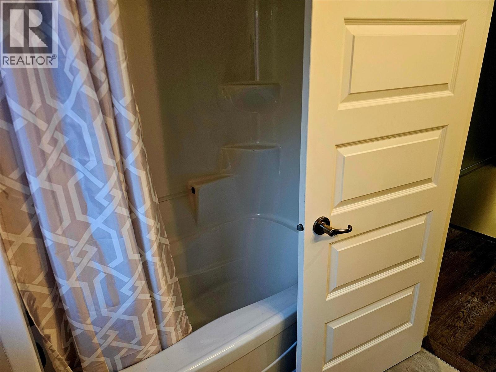 2410 Perrier Lane Unit# B, Nelson, British Columbia  V1L 7C3 - Photo 27 - 10377420