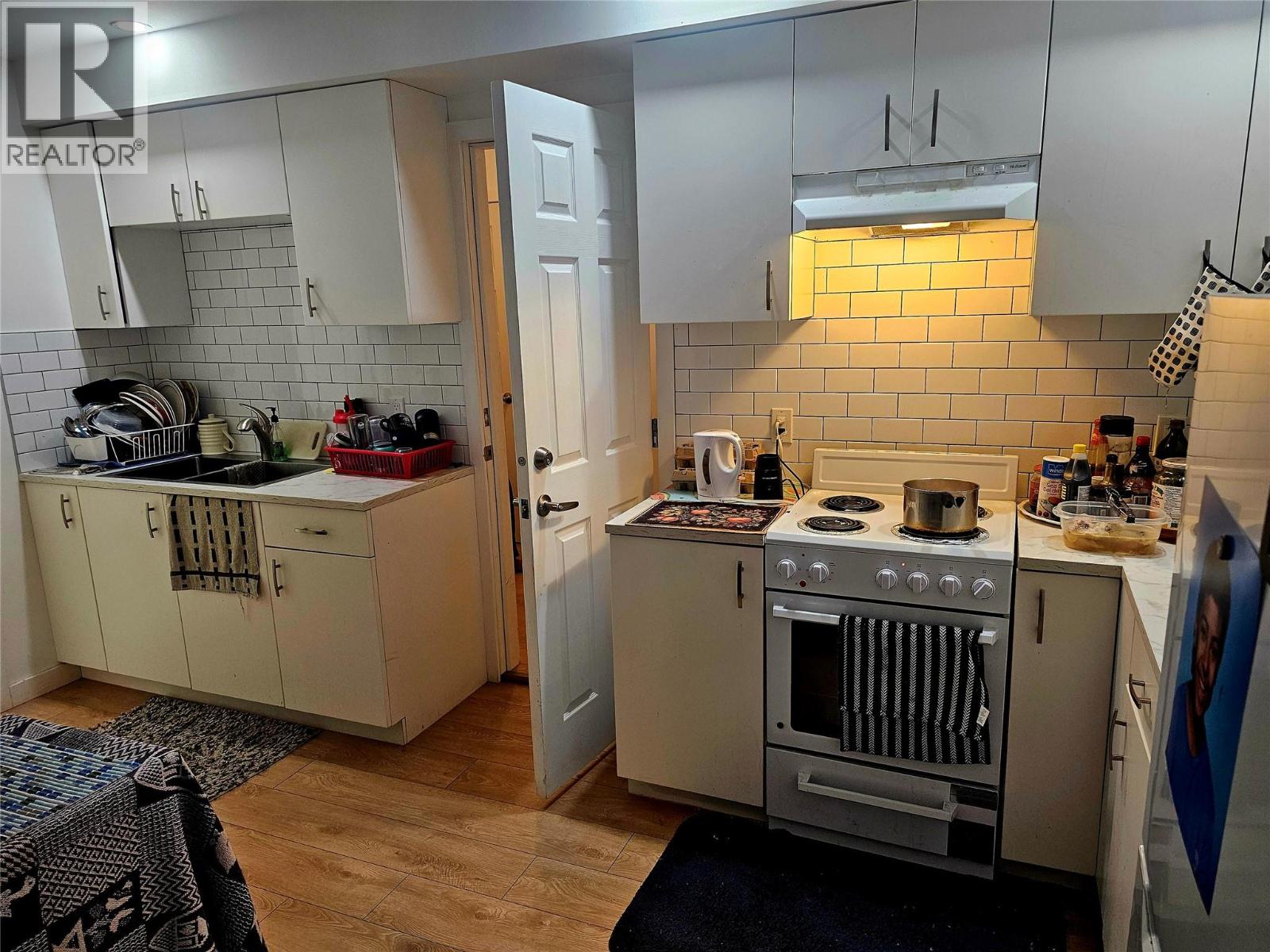 2410 Perrier Lane Unit# B, Nelson, British Columbia  V1L 7C3 - Photo 31 - 10377420