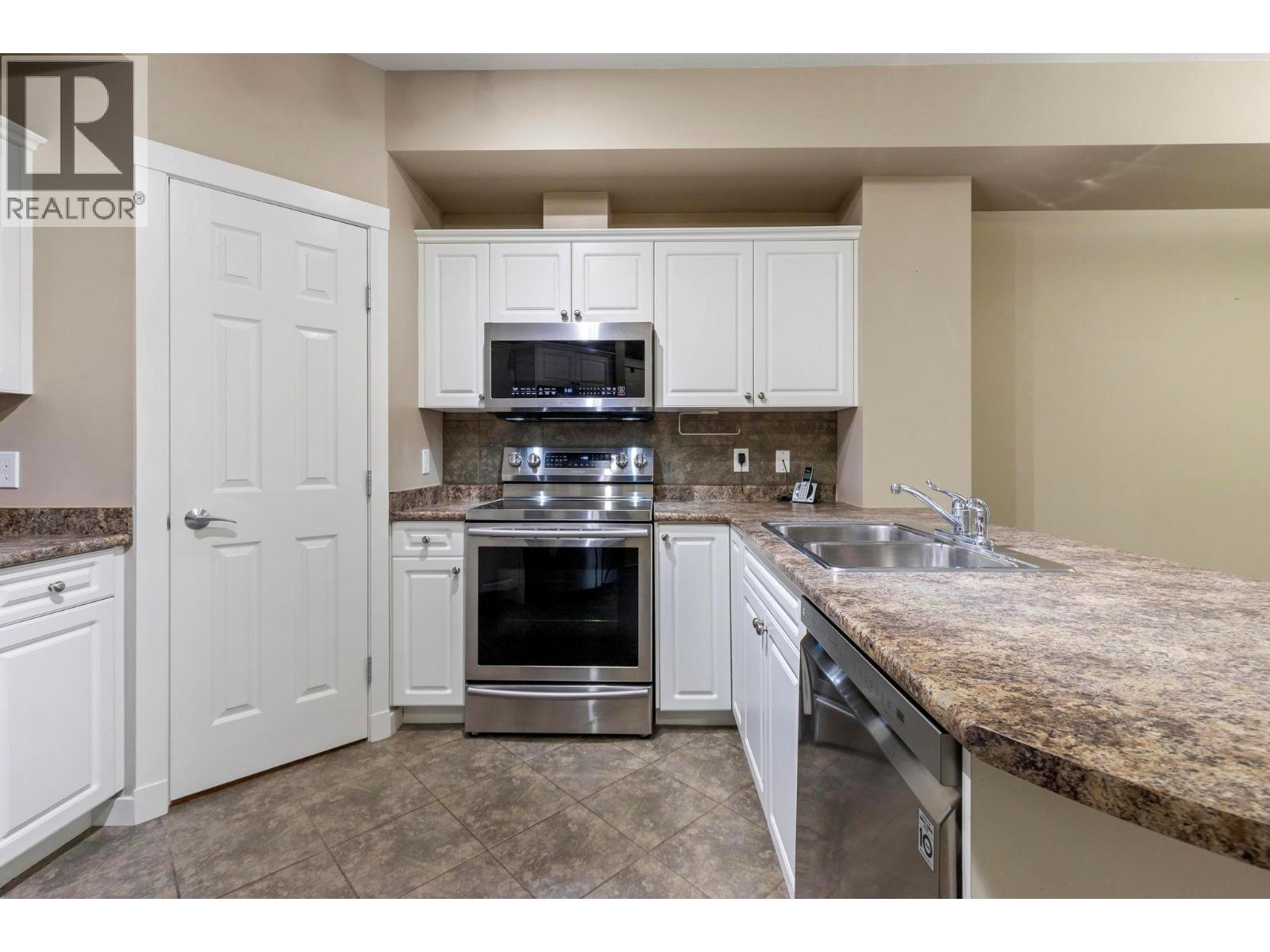 3550 Woodsdale Road Unit# 401, Lake Country, British Columbia  V4V 2P5 - Photo 13 - 10377502