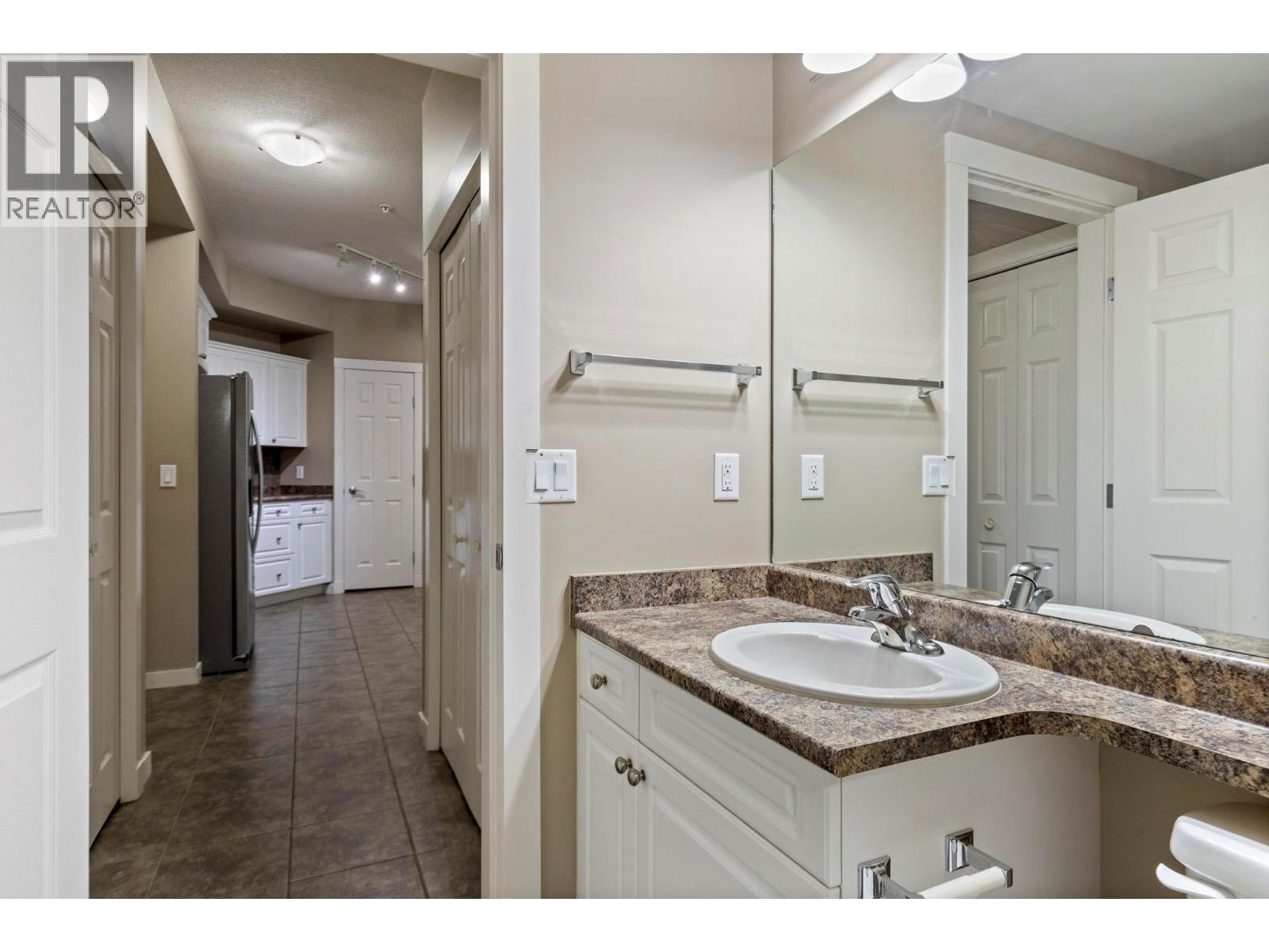 3550 Woodsdale Road Unit# 401, Lake Country, British Columbia  V4V 2P5 - Photo 18 - 10377502