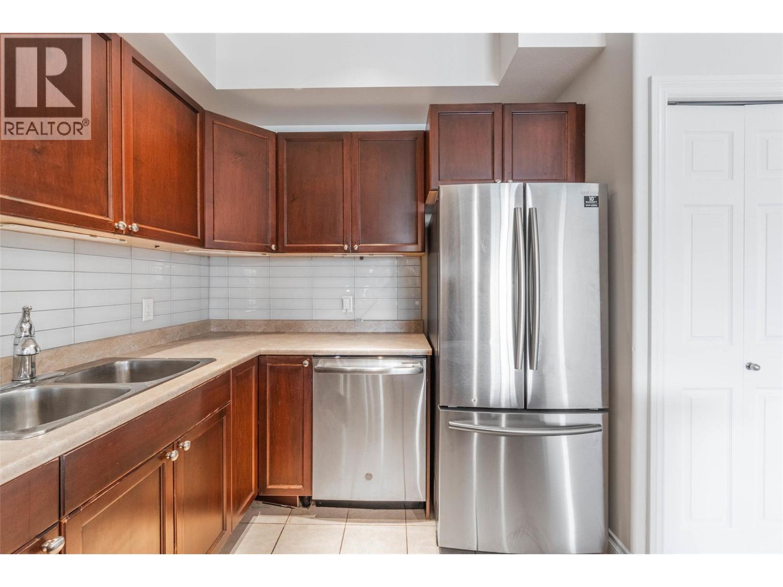 921 Spillway Road Unit# 212c, Oliver, British Columbia  V0H 1T8 - Photo 6 - 10375836