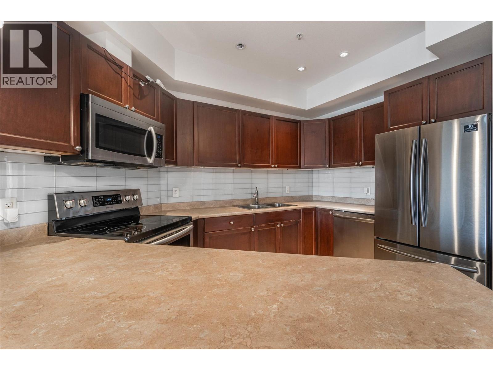 921 Spillway Road Unit# 212c, Oliver, British Columbia  V0H 1T8 - Photo 9 - 10375836