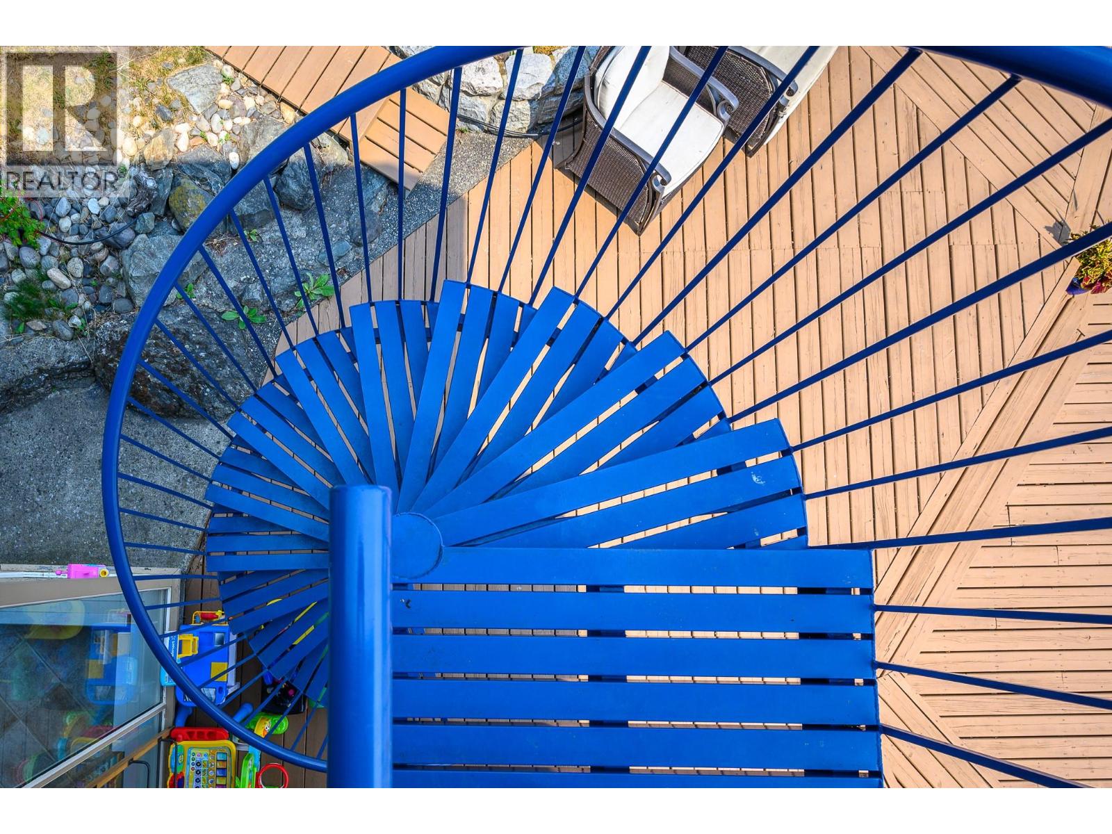 8180 Tronson Road, Vernon, British Columbia  V1H 1C8 - Photo 53 - 10376203