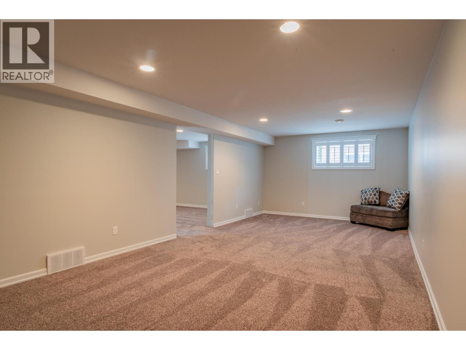 7981 Birchwood Drive, Trail, British Columbia  V1R 4Y3 - Photo 25 - 10377519