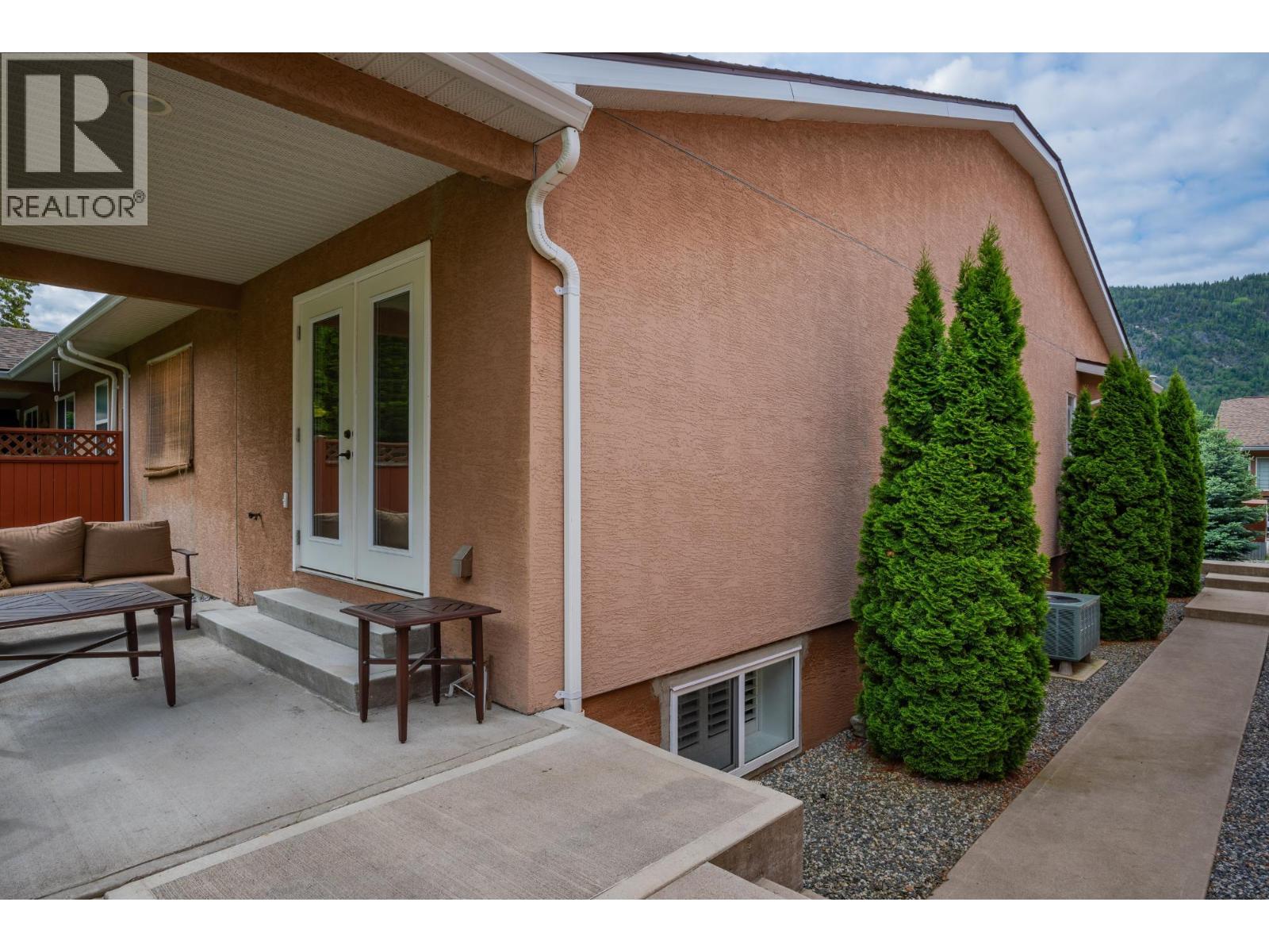 7981 Birchwood Drive, Trail, British Columbia  V1R 4Y3 - Photo 36 - 10377519