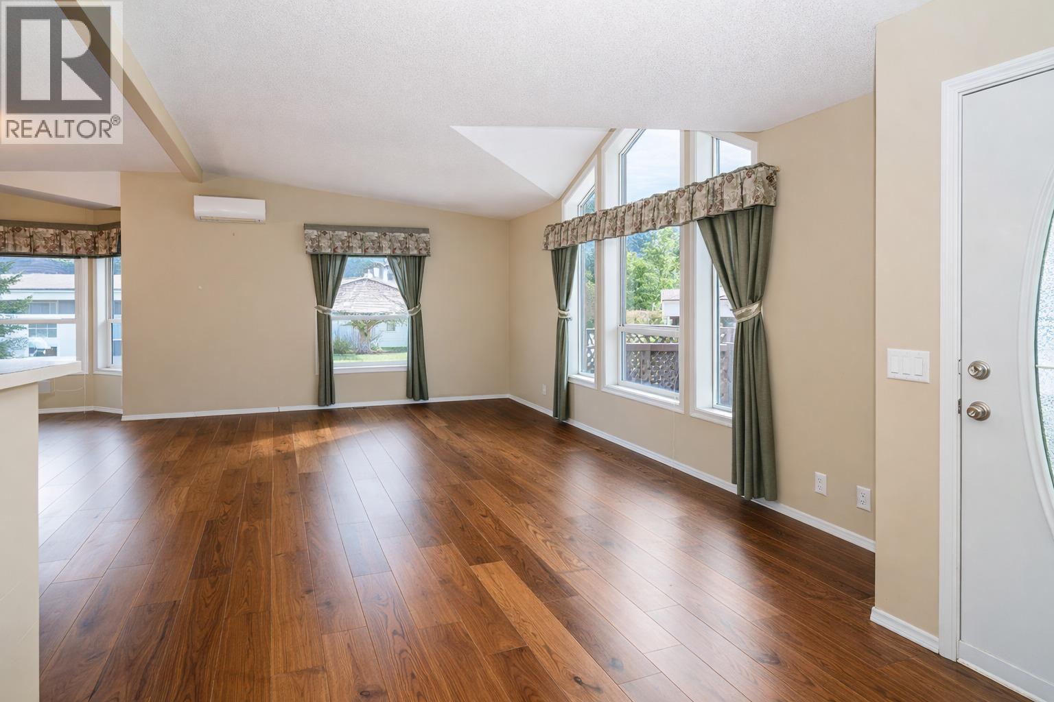 1302 Cedar Street Unit# 7, Okanagan Falls, British Columbia  V0H 1R4 - Photo 5 - 10377508