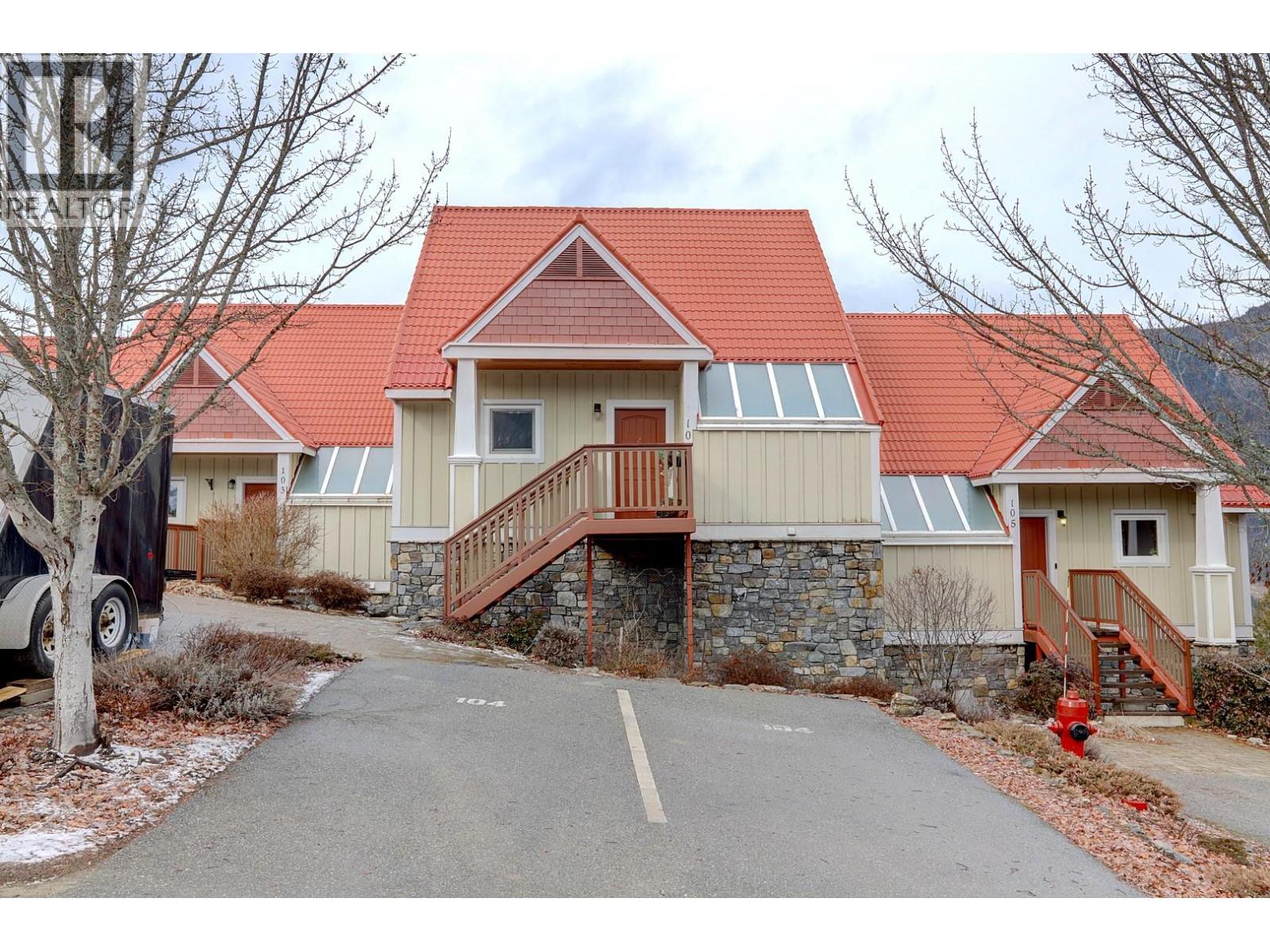 500 Old Spallumcheen Road Unit# 104, Sicamous, British Columbia  V0E 2V3 - Photo 1 - 10375611