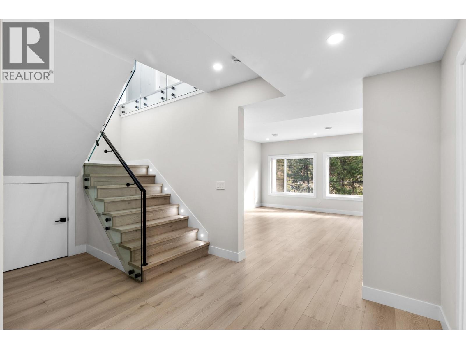 6052 Gerrie Road, Peachland, British Columbia  V0H 1X4 - Photo 19 - 10377357